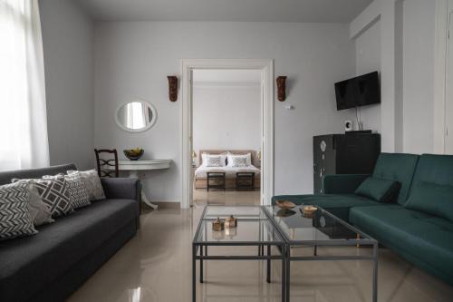 Athens City Centre Apartment | Polytimon, an Athenian neoclassical apartment