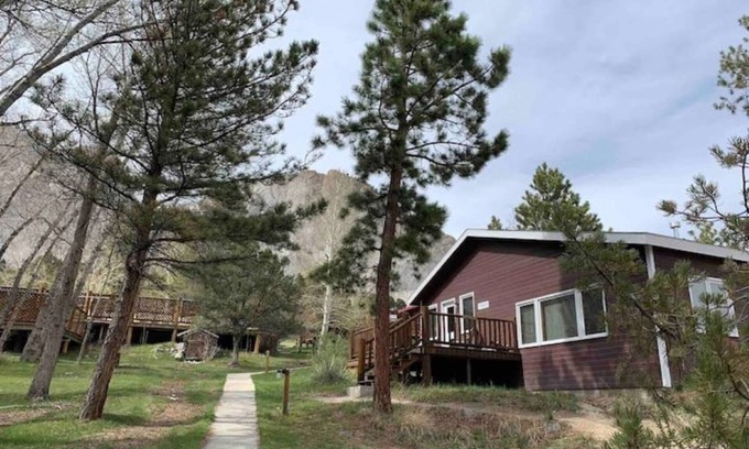 Nathrop Cabin | Pomeroy Cabin at Deer Valley with geothermal pool & more! Family & Pet Friendly