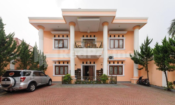 Bogor Tengah Hotel | Pondok Cimanggu Syariah Mitra RedDoorz