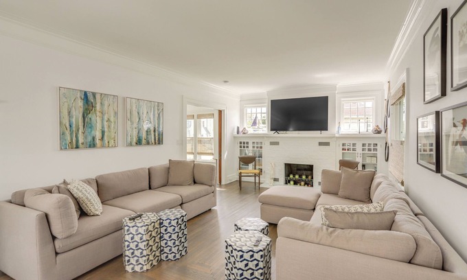 Port Clinton House | Port Clinton Home w/Lake View - Walk to Beach!
