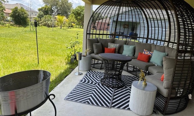Port Saint Lucie House | Port St Lucie Room