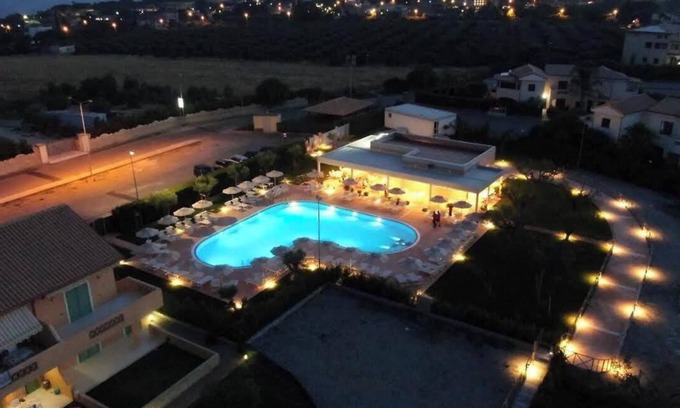Le Castella Apartment | Poseidon Beach Resort