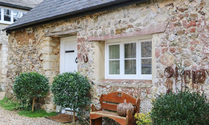 Branscombe Cottage | POTTERY BARN, pet friendly, with open fire in Branscombe