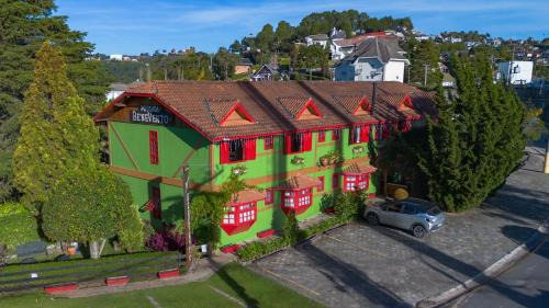 Vila Everest Hotel | Pousada Benevento