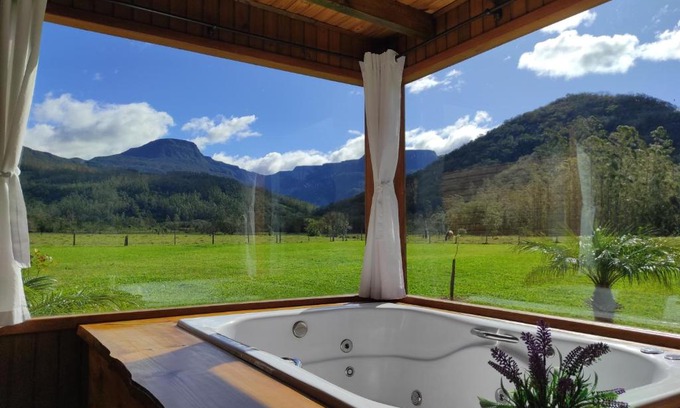 Praia Grande Ski Chalet | Pousada Canyons do Sul