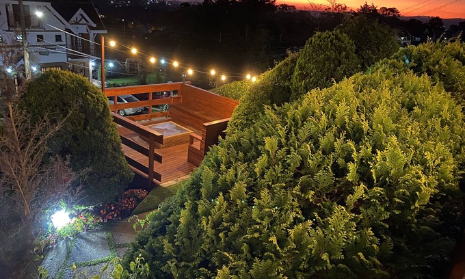 Colinas Capivari Hotel | Pousada Chateau Colinas