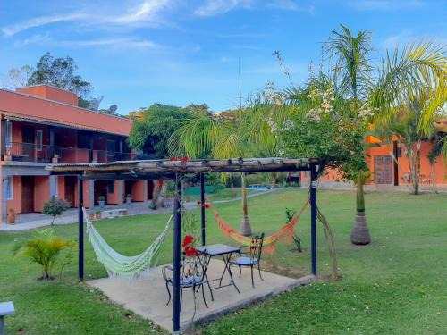 Miguel Pereira Hotel | Pousada Villa Terracotta