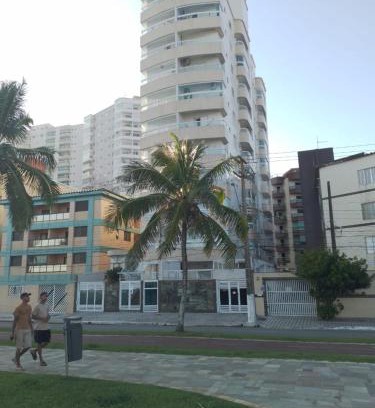 Caicara Apartment | Prédio frente ao mar,sacada com churrasqueira
