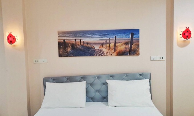 Sattahip Hotel | Pratubjai Hotel