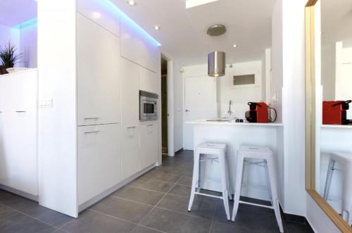 Benalmadena Costa Apartment | Precioso apartamento con vistas al mar y piscinas