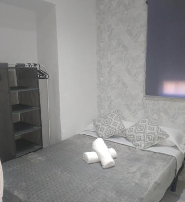 Palma-Palmilla Apartment | precioso apartamento moderno cerca del carrefour rosaleda