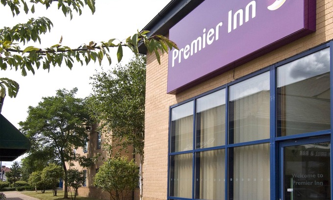 Filton Hotel | Premier Inn Bristol Filton