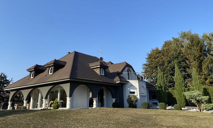 Batzendorf Villa | PRESTIGE Exceptional Villa Victoria capacity 10 people 15 min from Strasbourg