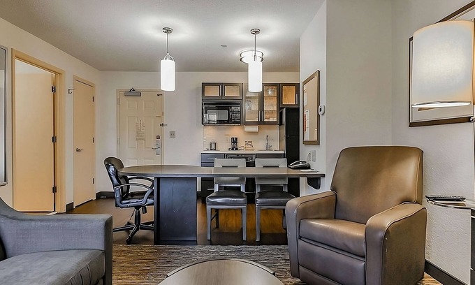 Mount Laurel Hotel | Prime Location! Free Parking, Pets Allowed, Near Strawbridge Lake Park