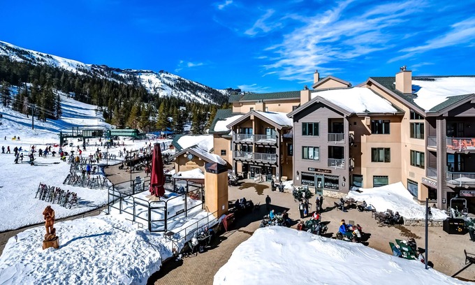 Kirkwood Condo | Prime Lodge 204 Ski in/Ski out