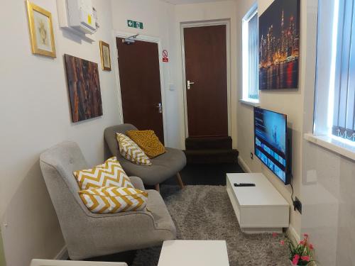 Birmingham Apartment | Private 1 Bed Flat Near The Aston Villa Park
