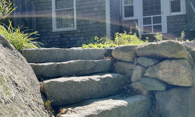 Menemsha House | PRIVATE CHILMARK HOME, 5BR,5 bath, 2 outdoor showers, AC