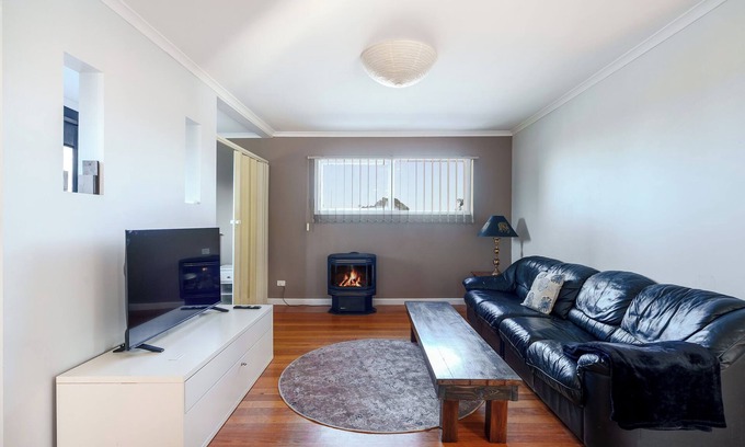 Ocean Grove House | Private Coastal Apartment with A/C & Fireplace