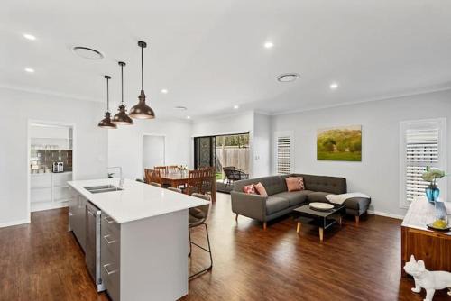 Mudjimba House | Private Mudjimba Beach Abode