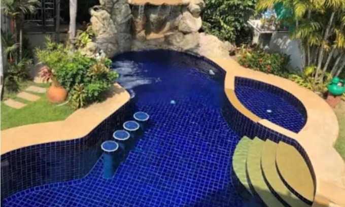 Nong Prue Villa | Private Pattaya Resort