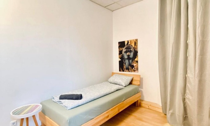 Liesing Apartment | Private Room Near Vienna’s Center in a Shared Apt