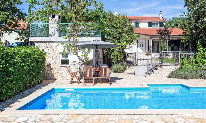 Prolozac House | Private Villa with private pool, hot tub, WIFI, A/C, TV, terrace, pets allowed, panoramic view