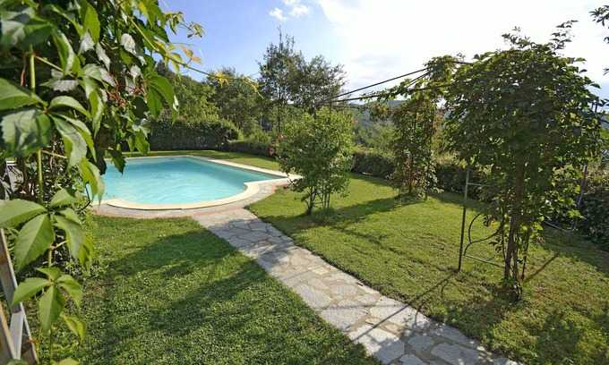 Pieve di Chio Villa | Private Villa with A/C, private pool, WIFI, hot tub, TV, terrace, panoramic view, close to Cortona