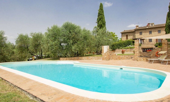Certaldo Villa | Private Villa with private pool, WIFI, TV, patio, panoramic view, parking, close to San Gimignano