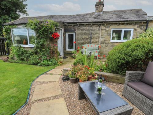 Sowerby Bridge House | Prospect Cottage