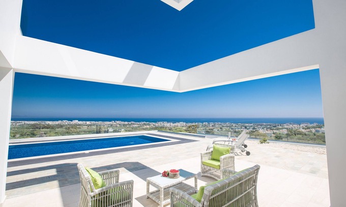 Protaras Cottage | Protaras Holiday Villa KO1 - a villa that sleeps 6 guests in 3 bedrooms