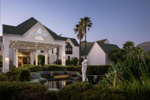 George Hotel | Protea Hotel by Marriott George King George
