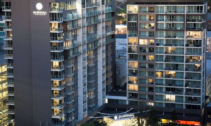Adelaide Central Business District Hotel | Pullman Adelaide