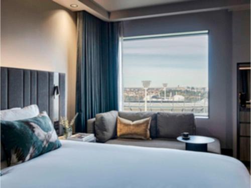 East Melbourne Hotel | Pullman Melbourne On the Park
