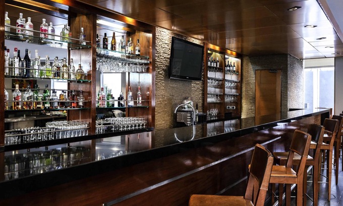 Santiago Hotel | Pullman Santiago El Bosque