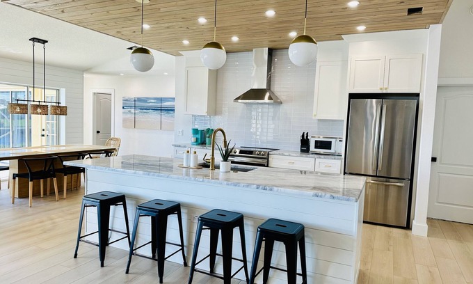 Punta Gorda House | Punta Gorda Canal Waterfront I Pool, Kayaks, Bikes, Boat Dock
