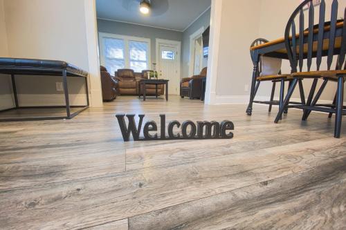 Niagara Falls Apartment | Quaint 3BR 1 Bath near Niagara Falls