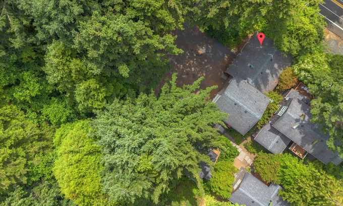 Tolovana Park Condo | Quaint Bungalow with Beach Access- Two miles from Downtown Cannon Beach