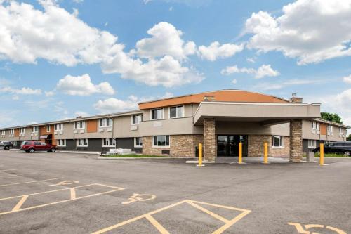 Madison Hotel | Quality Inn Madison West Near University Area