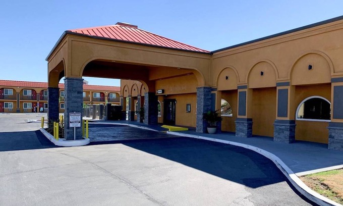 Redding Hotel | Quality Inn Redding near I-5