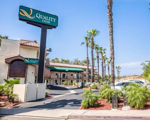 Shelltown Hotel | Quality Inn San Diego I-5 Naval Base