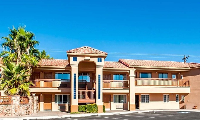 Mesilla Park Hotel | Quality Inn & Suites Las Cruces - University Area