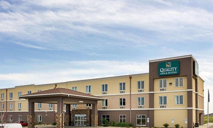 Minot Hotel | Quality Inn & Suites Minot North