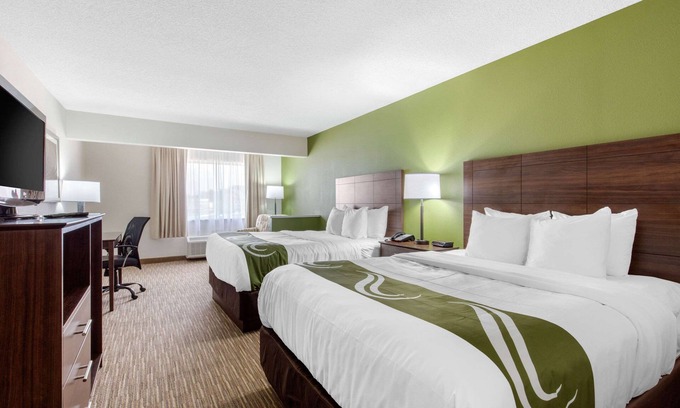 Mountain Home Hotel | Quality Inn & Suites Mountain Home North