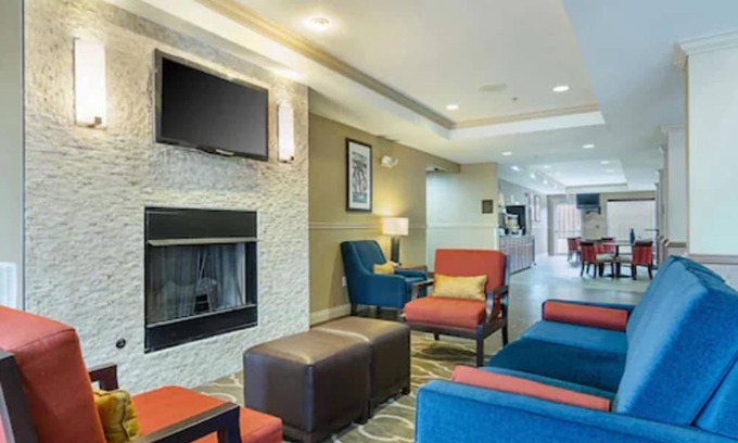 Springdale Hotel | Quality Suites