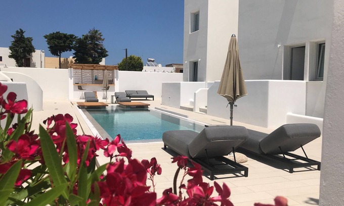 Naousa Hotel | Quartano Luxury Cycladic Residence