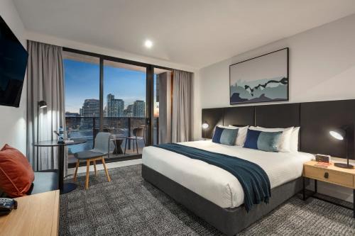 Docklands Apartment | Quest NewQuay