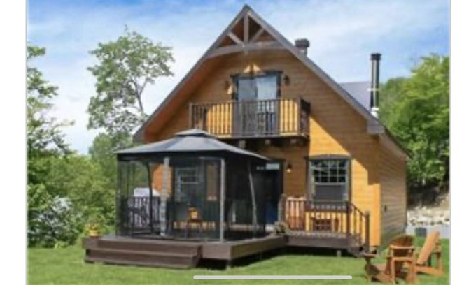 Entrelacs Ski Chalet | Quiet and cozy chalet