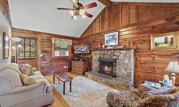 Blowing Rock House | Quiet cabin in the High Country