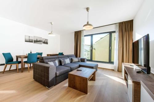 Andel Apartment | Quiet & new apartment near city center with garage