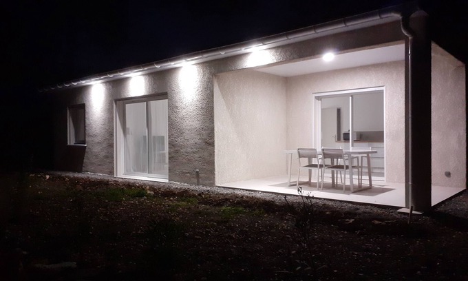 Lussas Villa | Quiet new villa